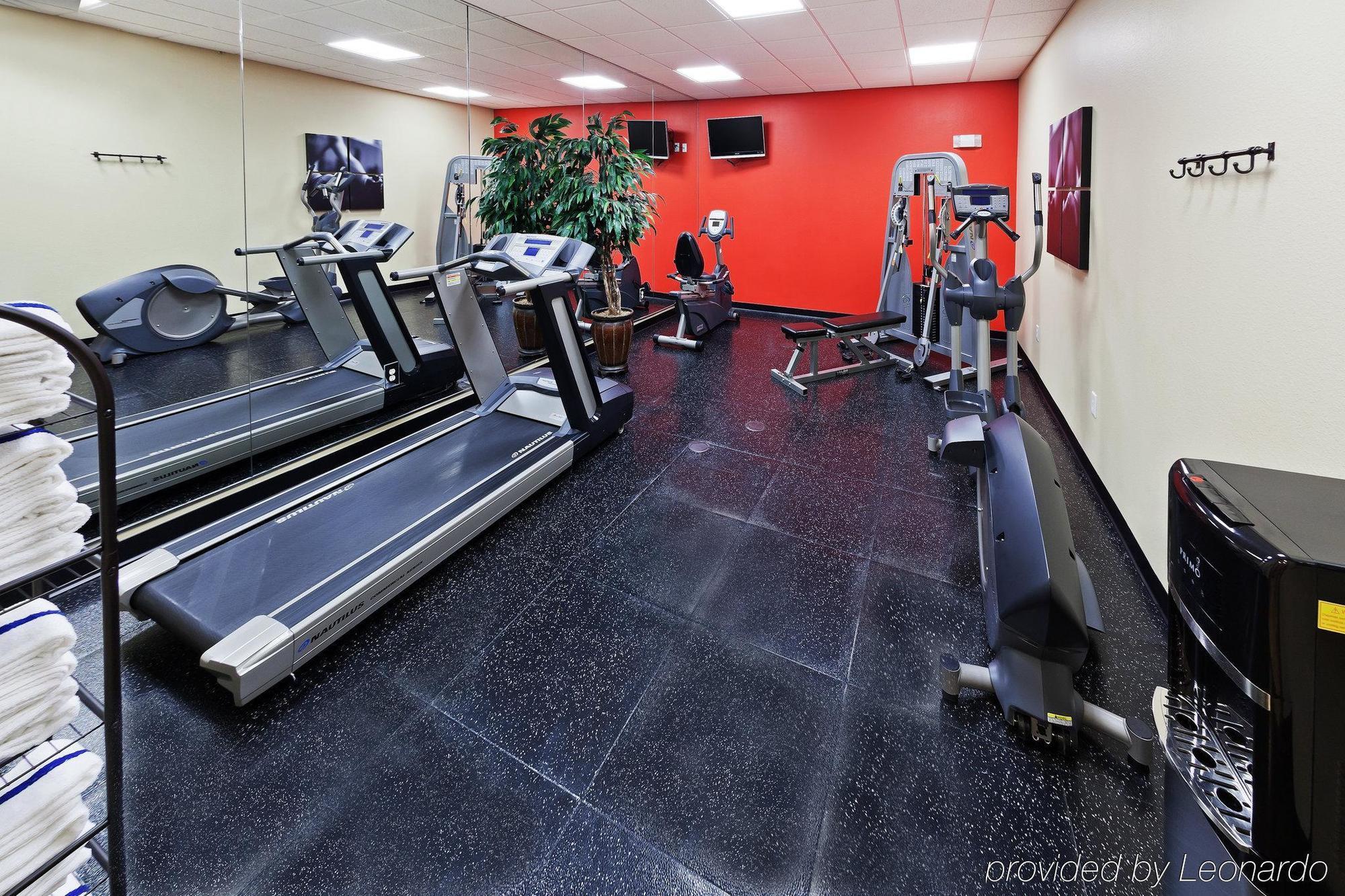 La Quinta By Wyndham Tyler South Hotel Facilities photo